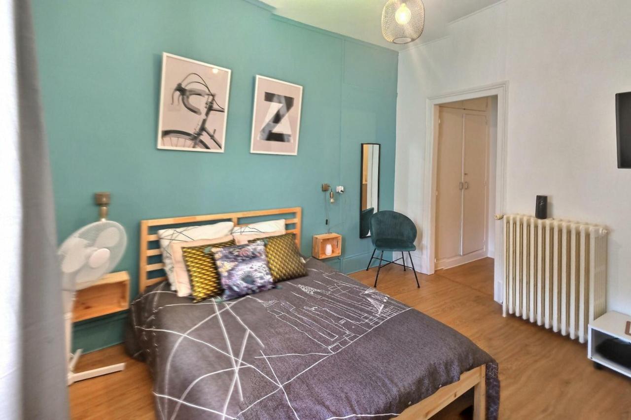 T1 le Pastel Parking Netflix Wifi Gare Apartment Evreux Bagian luar foto