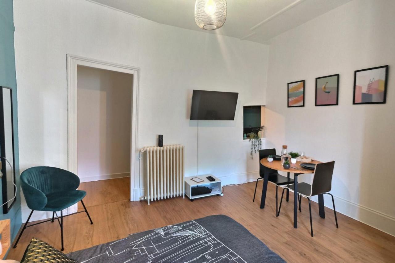 T1 le Pastel Parking Netflix Wifi Gare Apartment Evreux Bagian luar foto